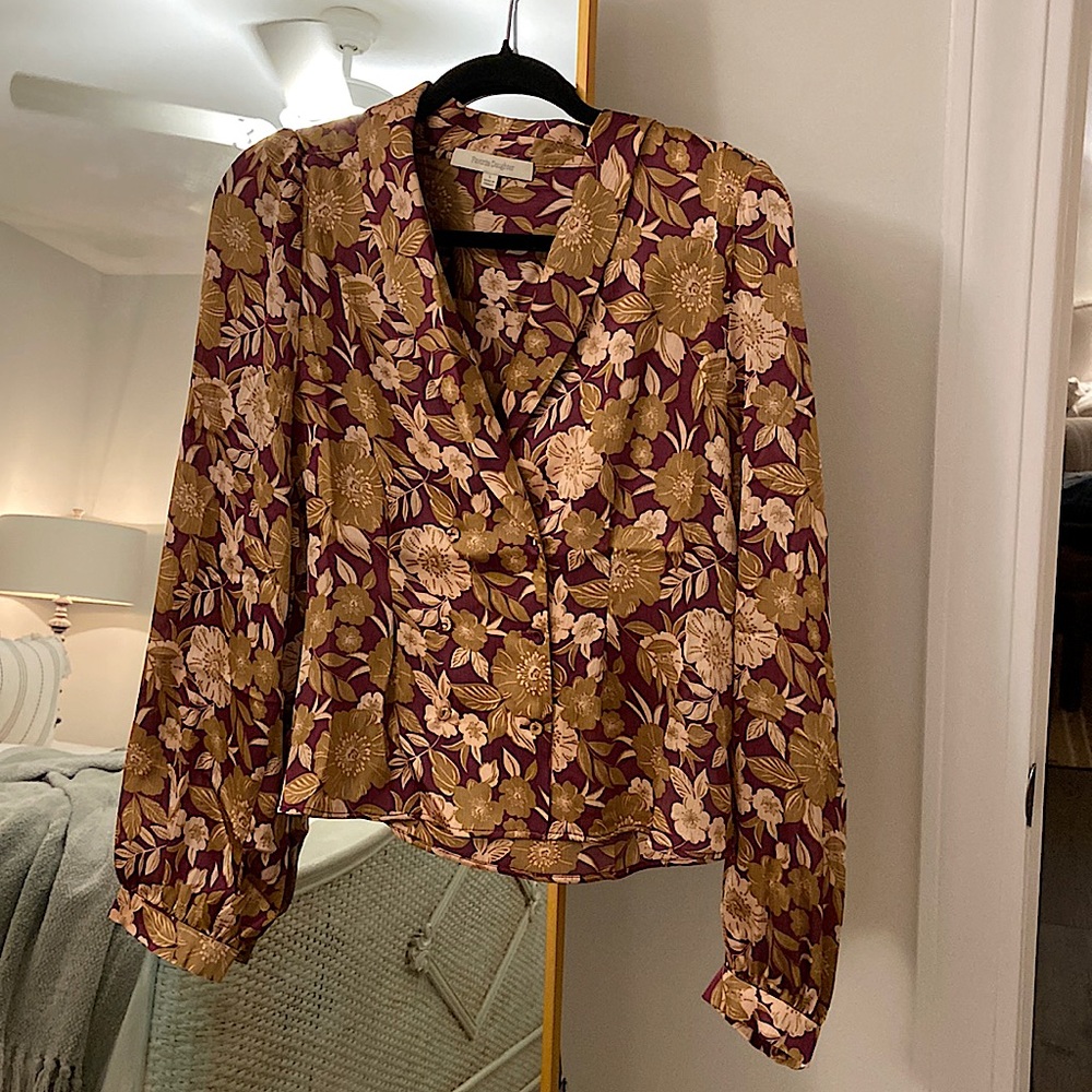 *FAVORITE DAUGHTER* beautiful blouse RANI TOP - SIZE LARGE. No tags, never worn.